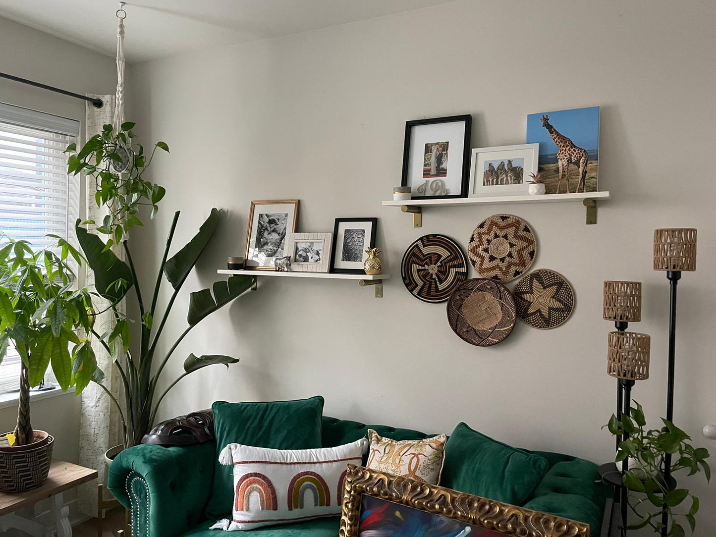 Medium Patterned Woven Wall Plate