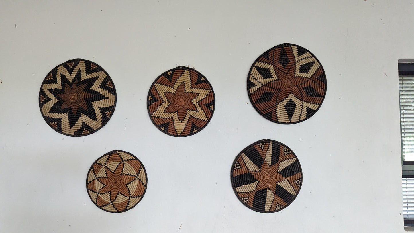 Small Patterned Woven Wall Plate